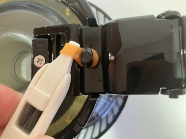 H70FT ドラム裏側の搾りカス排出口の弁